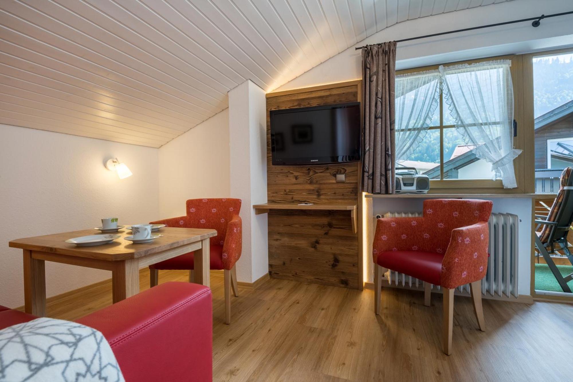 Ferienhotel Sonnenheim โอเบอร์สทดอร์ฟ ภายนอก รูปภาพ