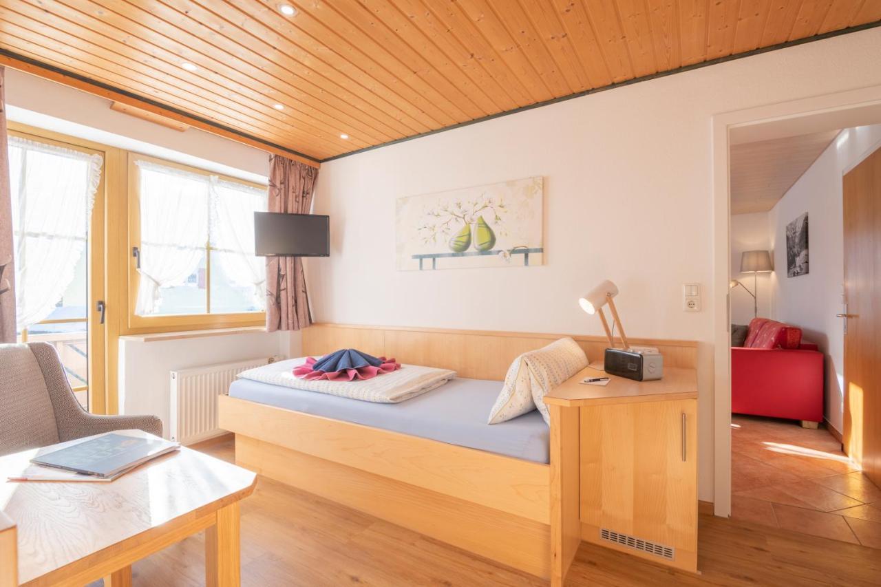 Ferienhotel Sonnenheim โอเบอร์สทดอร์ฟ ภายนอก รูปภาพ